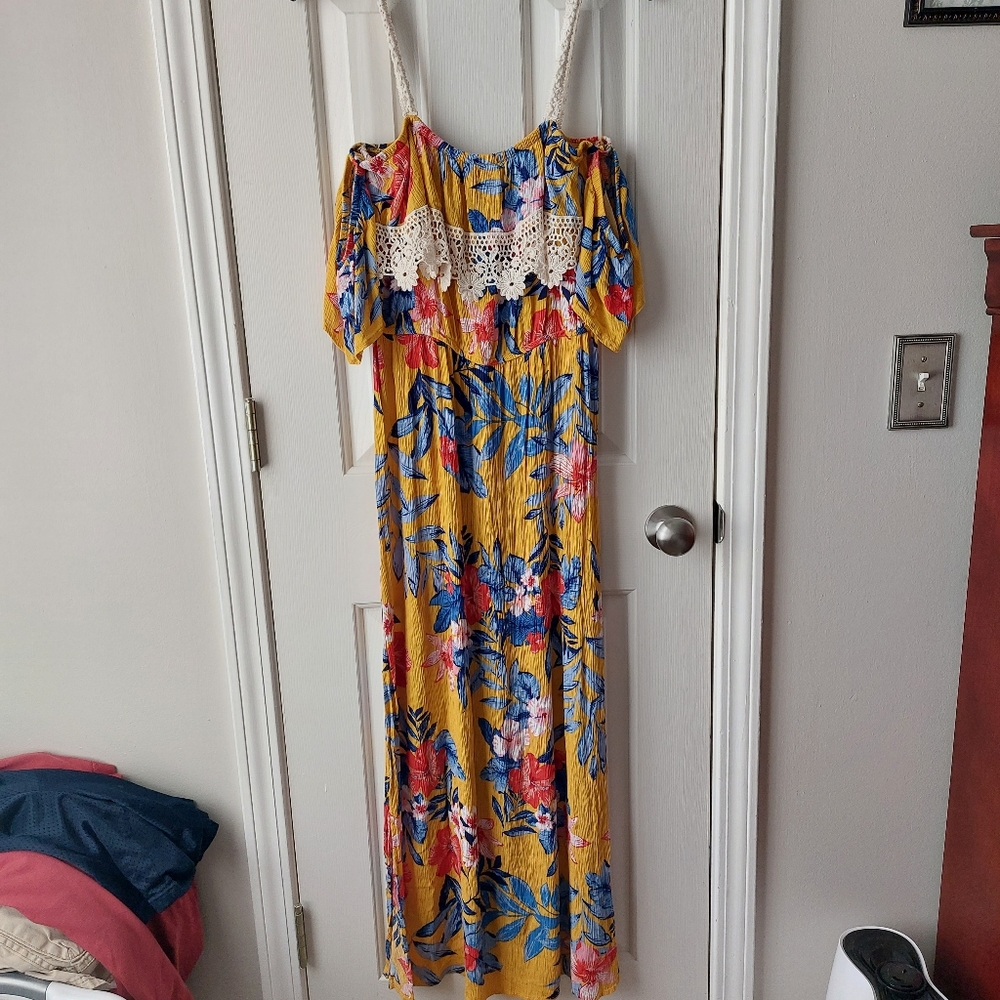 No Boundaries - Tropical Print Yellow Off-The-Shoulder Maxi Dress w/ Slit - Picture 1 of 12